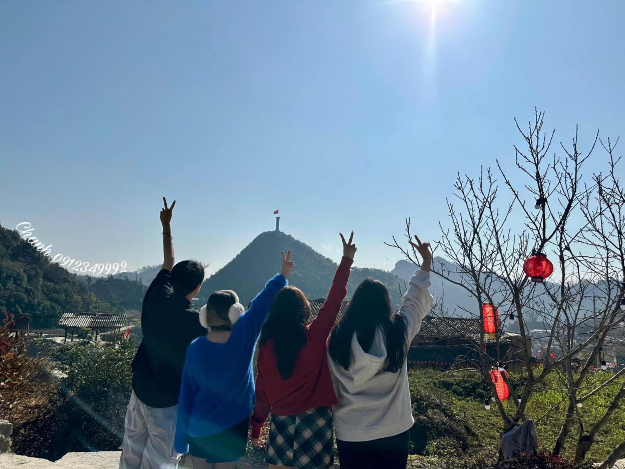 Chanh Homestay Lo Lo Chai Loung Co 外观 照片