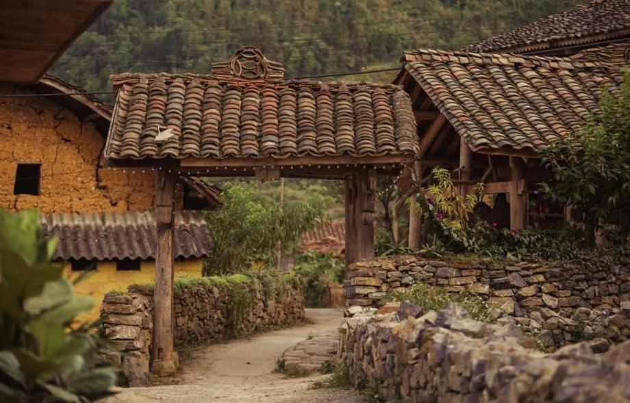 Chanh Homestay Lo Lo Chai Loung Co 外观 照片
